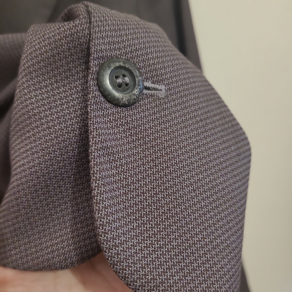 Lovely Collared Peplum Bottom Blazer - Size 8 - Picture 5 of 8